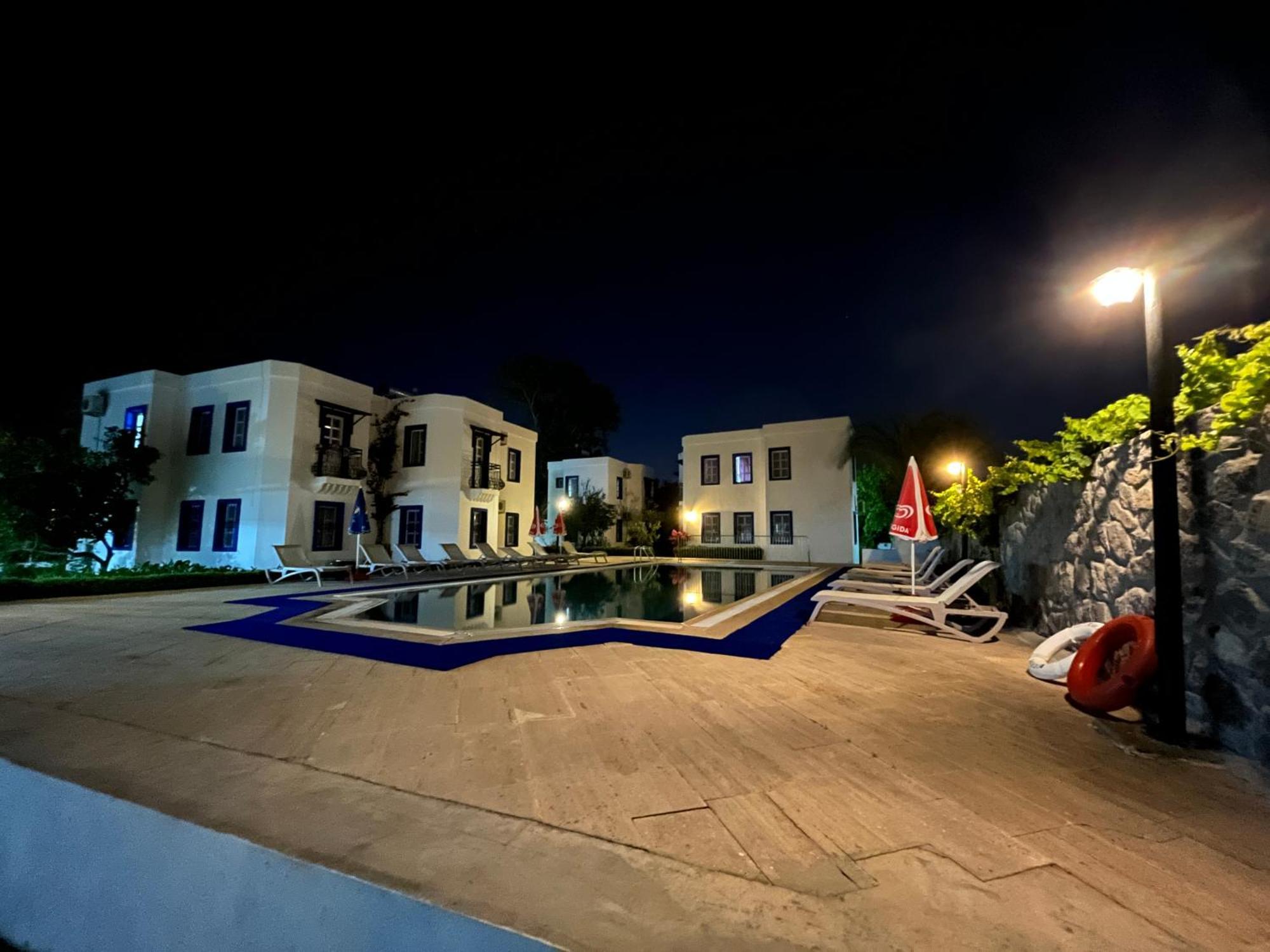 Ege Apartments ยาลึคคาวัค ภายนอก รูปภาพ